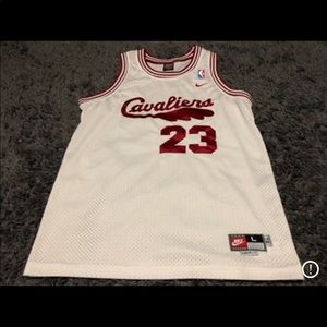Men’s Nike Lebron James cavaliers jersey size L